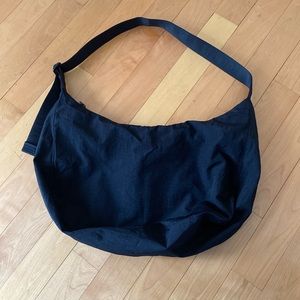 Large BAGGU black crescent bag